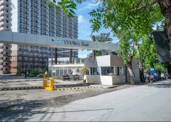 Cozy Unit Near Mactan Airport Furnish With Wifi, Netflix, Pool * Lapu-Lapu City