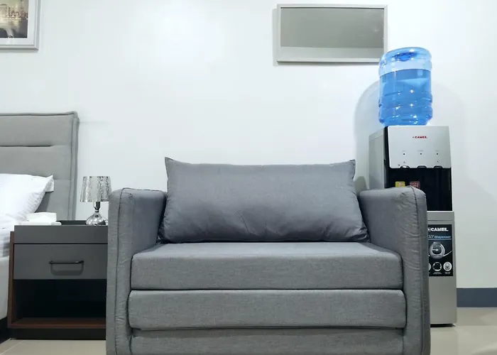 Apartment Cozy Unit Near Mactan Airport Furnish With Wifi, Netflix, Pool Lapu-Lapu City